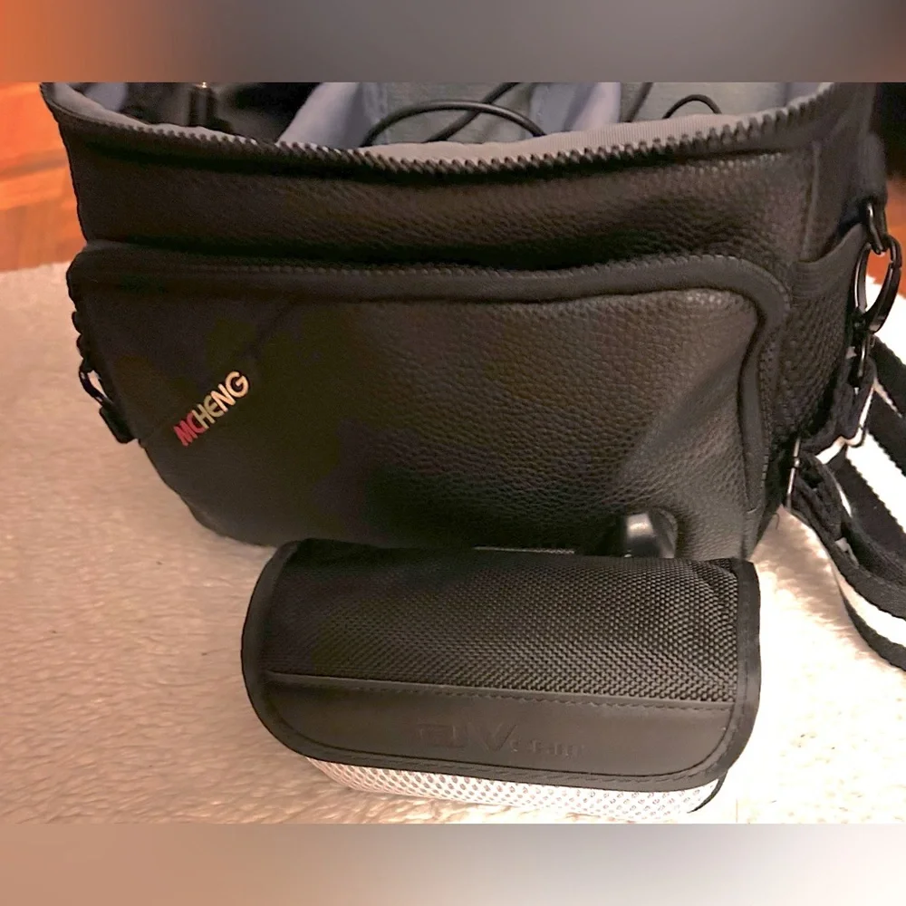 Video camera - Picture 2 of 9